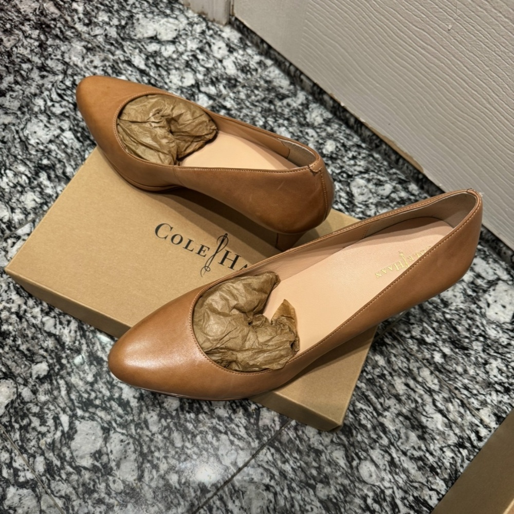 Cole haan pumps